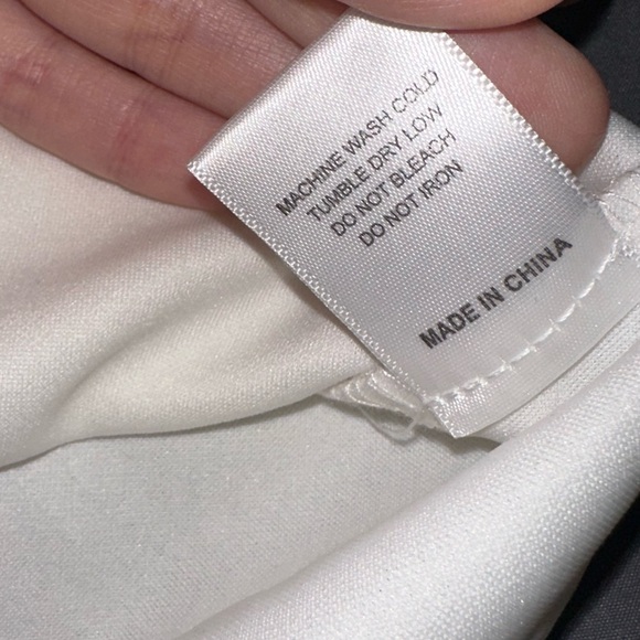 NWOT Crystal Sky White Romper Sz. M - Picture 5 of 8